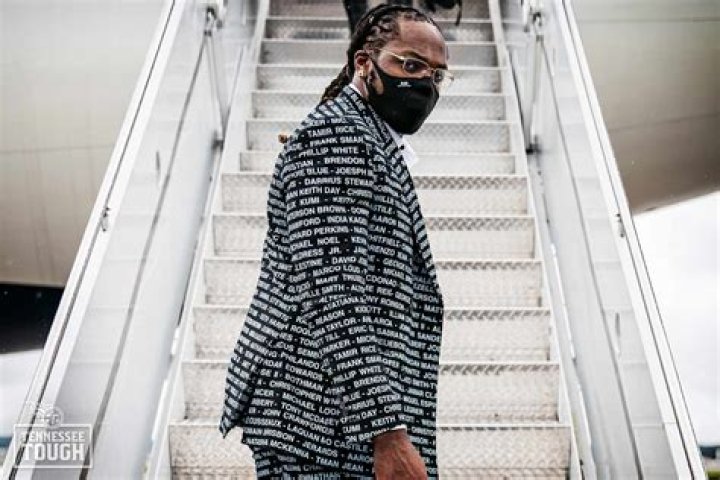 Derrick Henry Wears Suit With Names Of Police Brutality Victims 1
