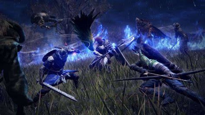 How does level affect PvP in Elden Ring?